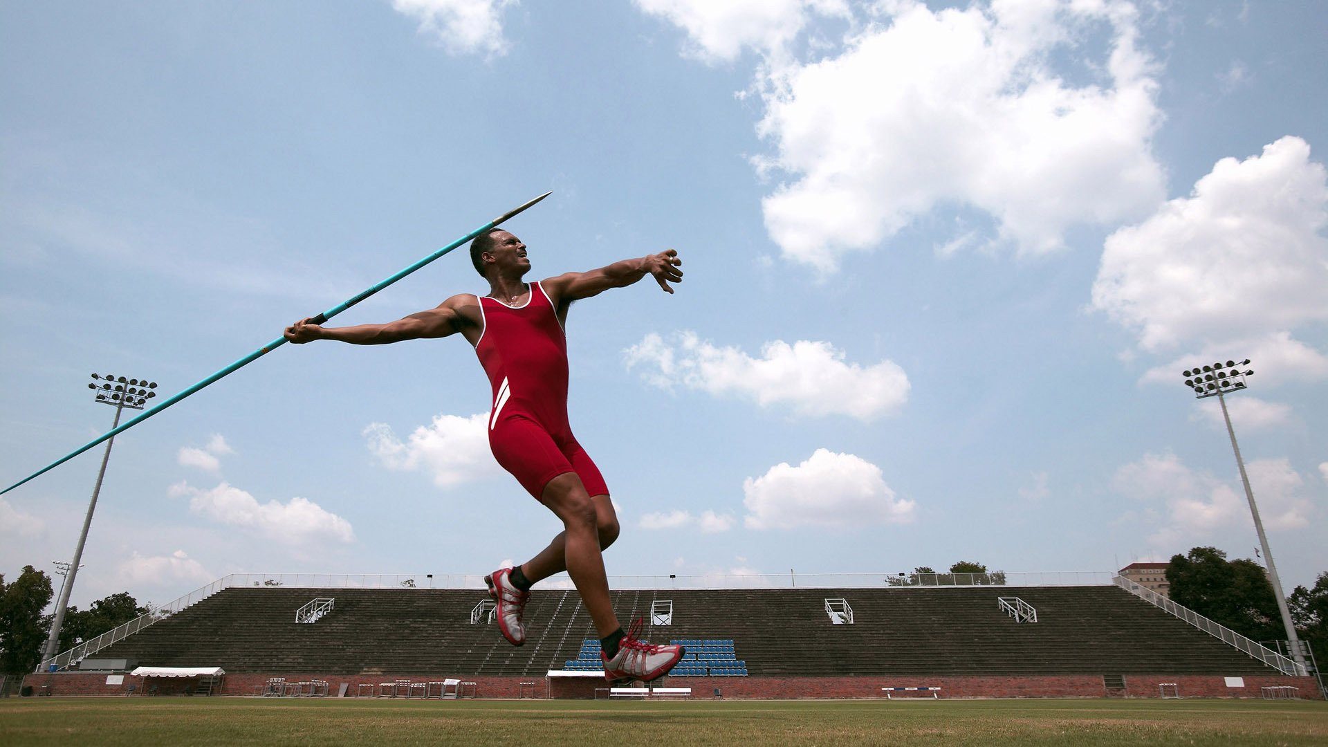 梅西助攻帽子戏法,巴萨主场轻松获胜,梅西带领巴萨